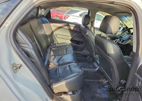 2012 Chevrolet Caprice Police z USA, uszkodzony, nr VIN 6G1MK5U38CL658564